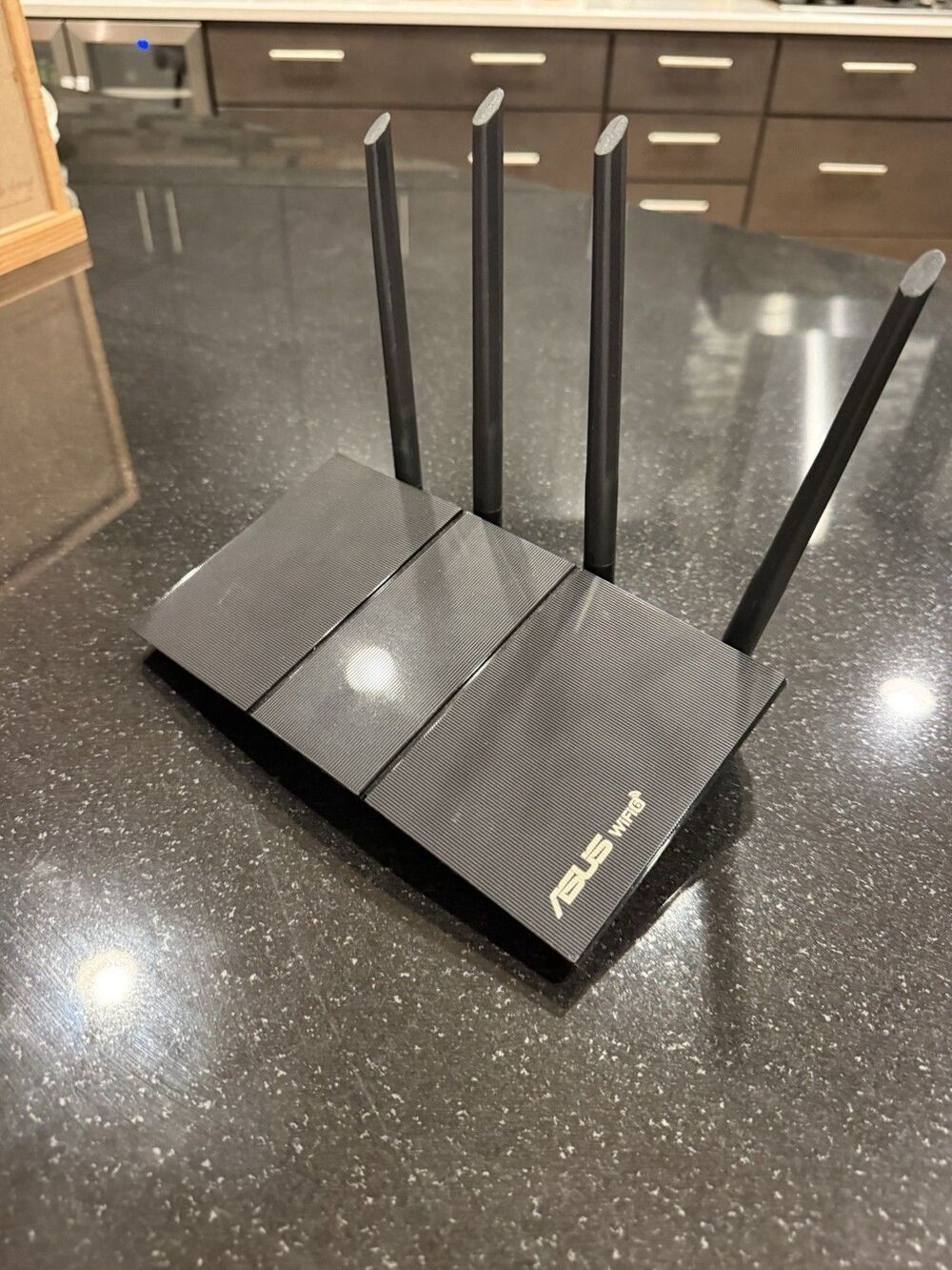Asus RT-AX1800S Wireless Wi-Fi 6 Router Dual-Band - Picture 2 of 3